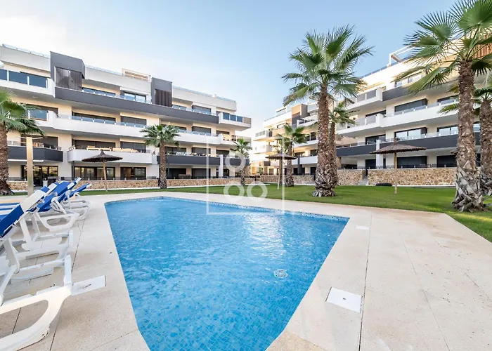 Oasis Del Amanecer Luxury Ground Fl By Oyoostays