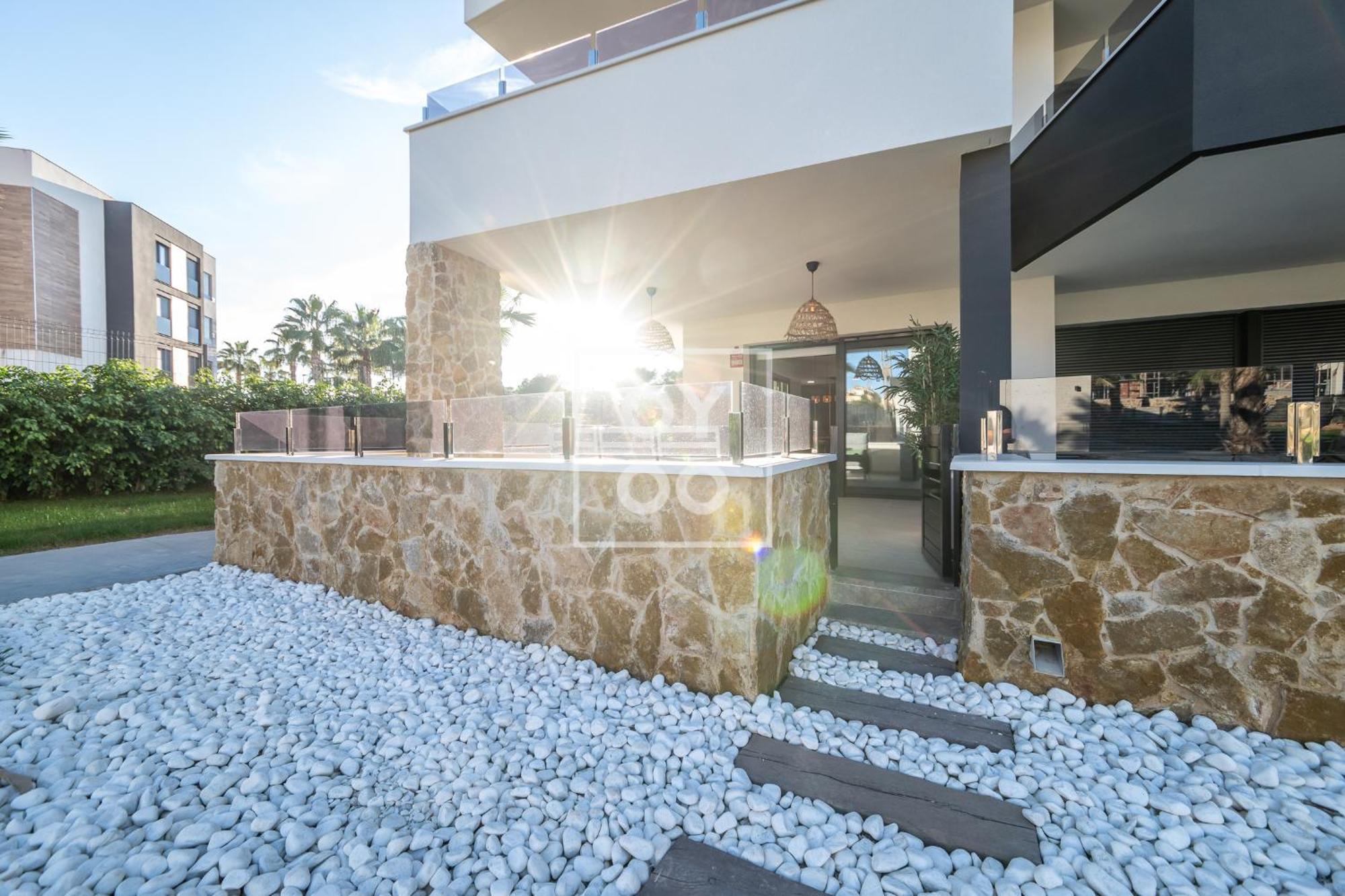 Apartamento Oasis Del Amanecer Luxury Ground Fl By Oyoostays *